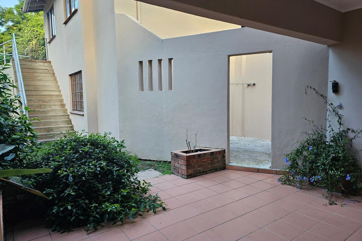 2 Bedroom Cottage To Rent in Malvern, KwaZulu Natal - Photo 3