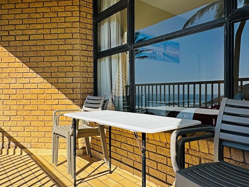 Apartment For Sale in Compensation Beach, Ballito, KwaZulu Natal - Photo 8