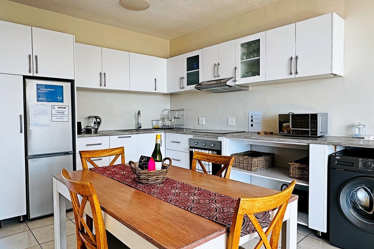 Apartment For Sale in Compensation Beach, Ballito, KwaZulu Natal - Photo 2