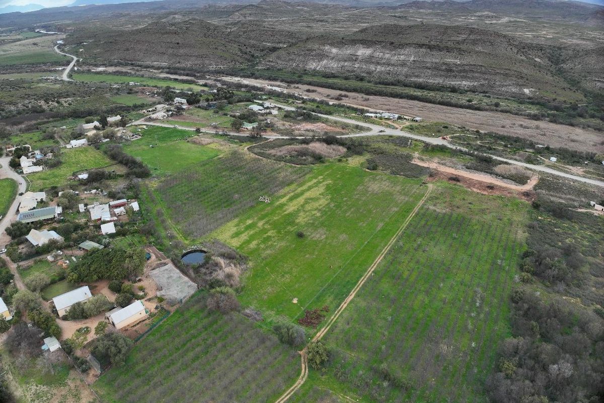 Farm For Sale in Van Wyksdorp, Ladismith - Photo 4