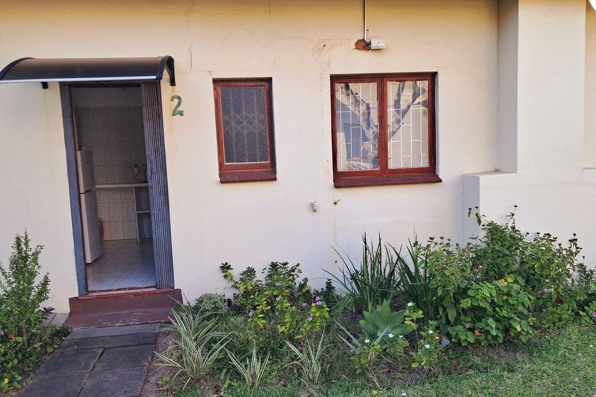 Apartment For Sale in Ramsgate, Margate, KwaZulu Natal - Photo 2
