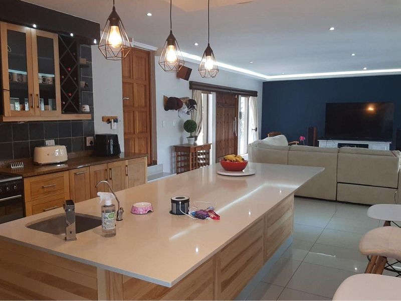 House For Sale in Shelly Beach, Margate, KwaZulu Natal - Photo 10