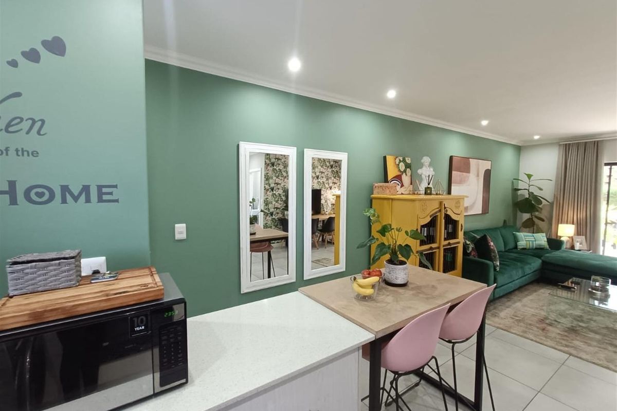 Stylish and Comfortable Garden Apartment in Emberton Estate - Photo 5