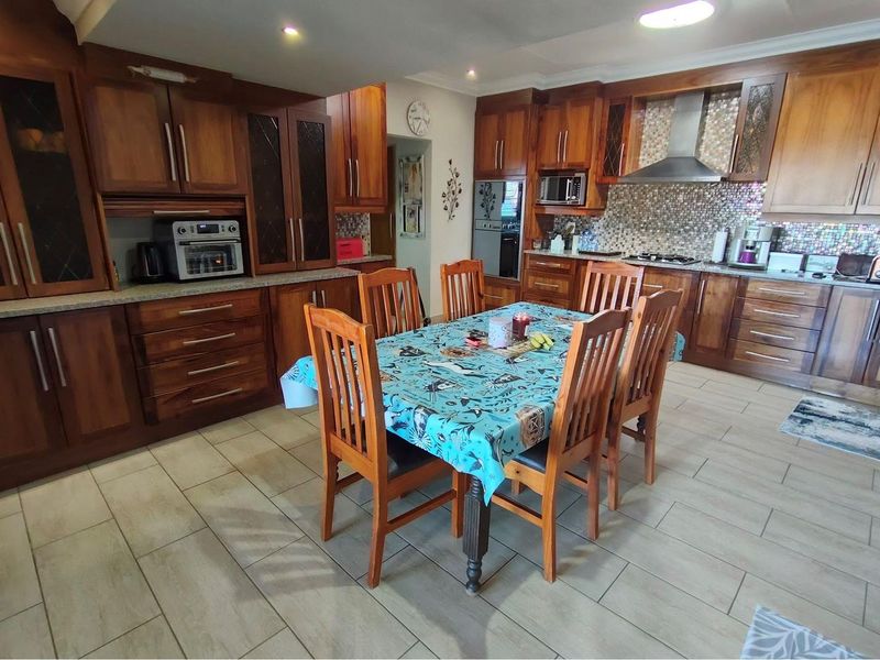 Farm For Sale in Hartbeespoort, North West - Photo 7