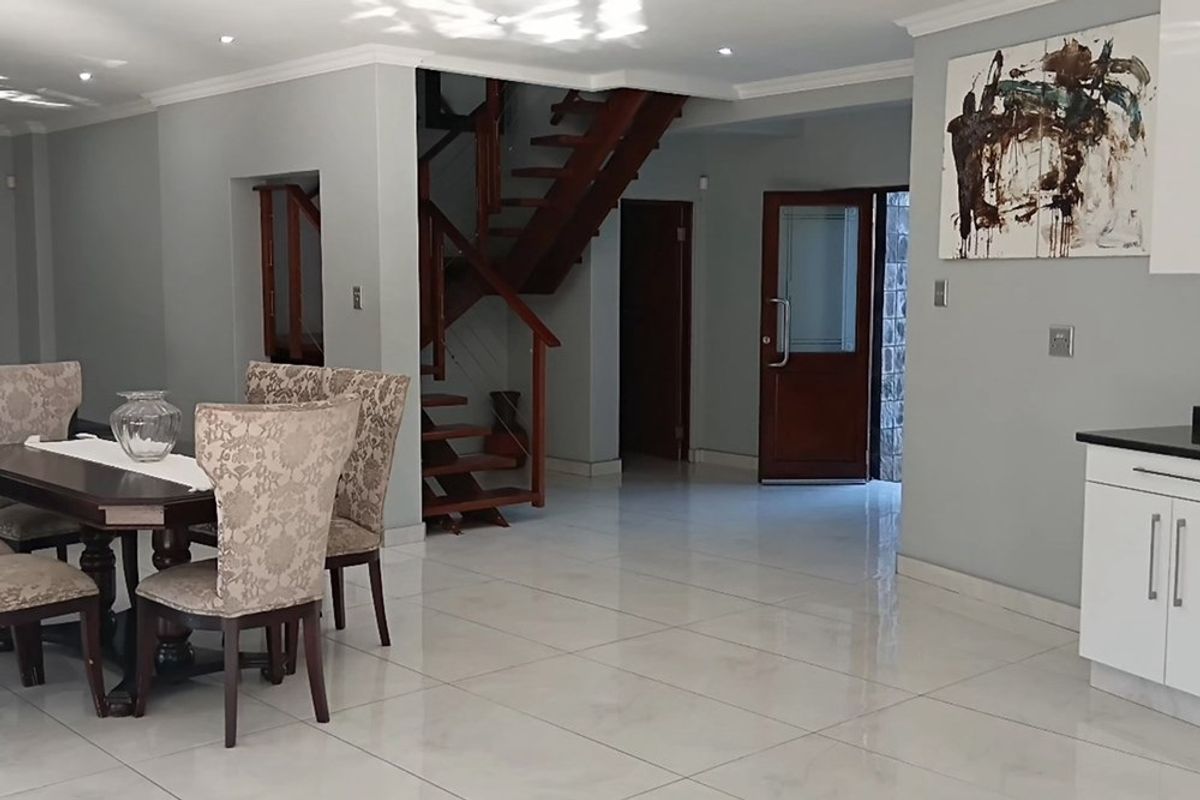 House For Sale in Mzingazi Golf Estate Richards Bay KwaZulu Natal - Photo 5