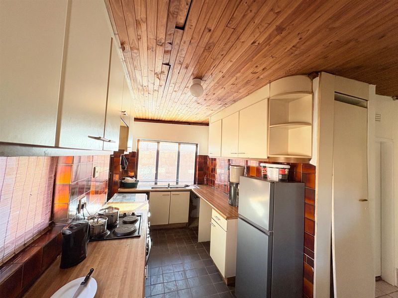 Rooms to Rent in House-Share in Brixton, Johannesburg - Photo 6