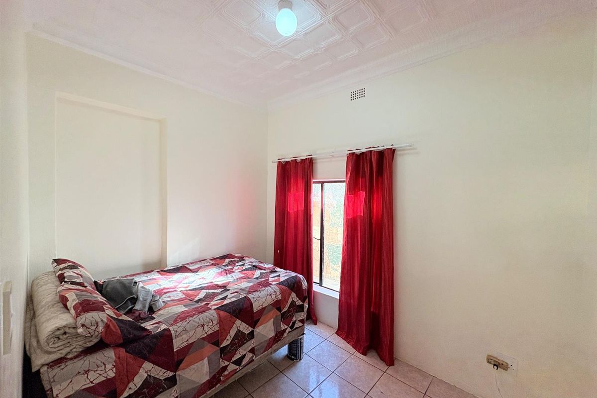 Rooms to Rent in House-Share in Brixton, Johannesburg - Photo 2