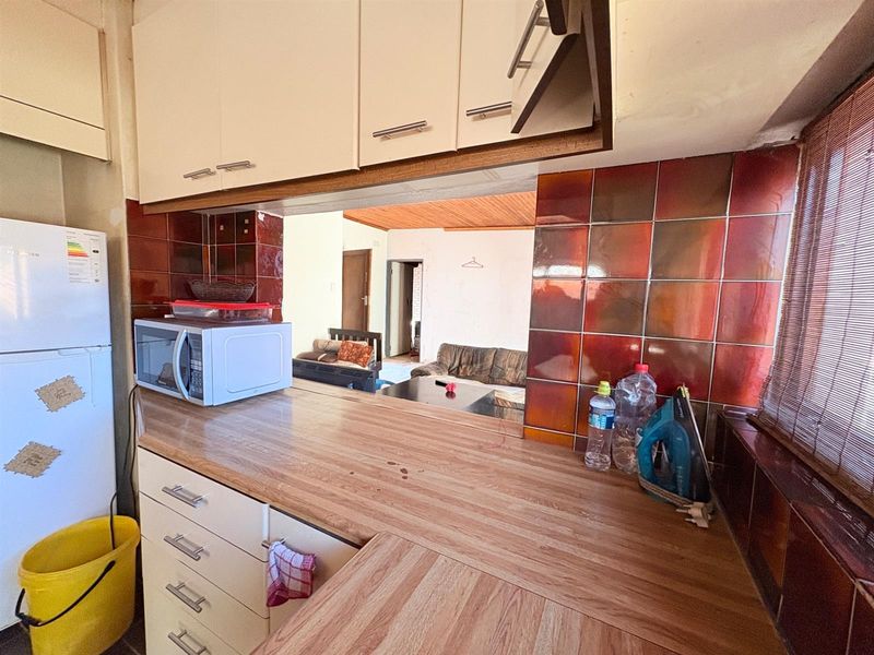 Rooms to Rent in House-Share in Brixton, Johannesburg - Photo 7
