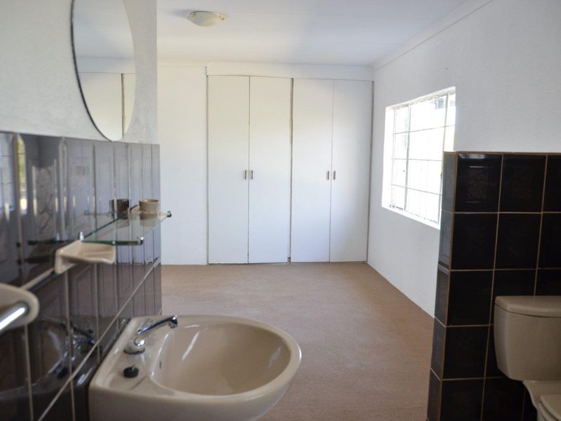 House For Sale in Deneysville - Photo 9