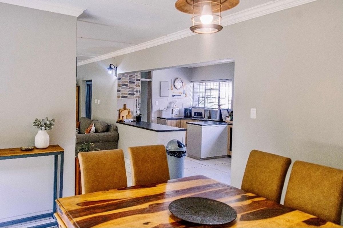 House For Sale in Sasolburg Ext 4, Sasolburg - Photo 5