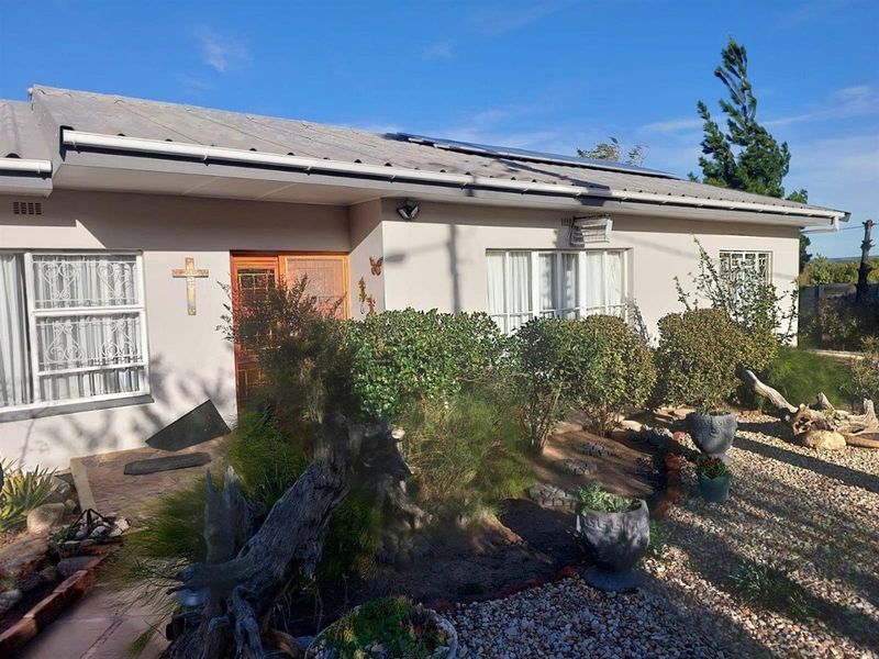 House For Sale in Ladismith - Photo 5