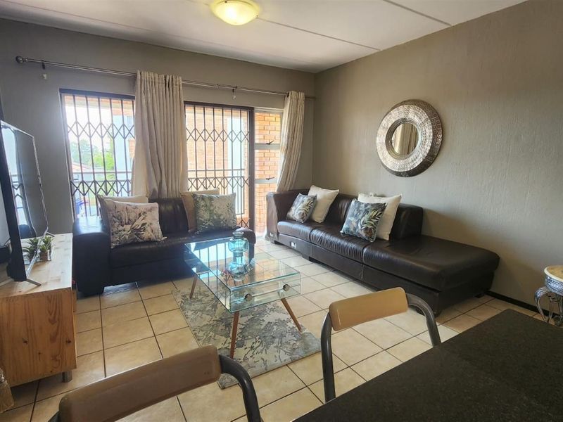 Spacious 2-Bed, 2-Bath Apartment in Randpark Ridg - Photo 10