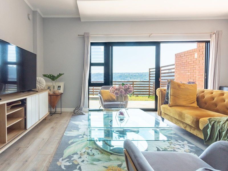 MODERN FAMILY LIVING IN THE HEART OF COTSWOLD FENNS - Photo 4