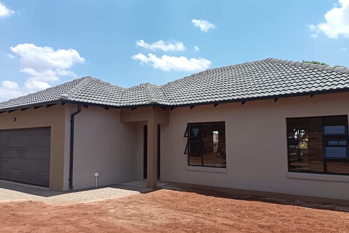 Development For Sale in Amandasig Akasia Gauteng - Photo 4