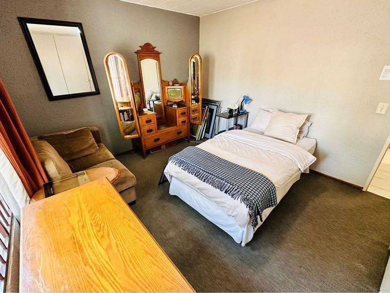 Apartment For Sale in Sandton - Photo 8