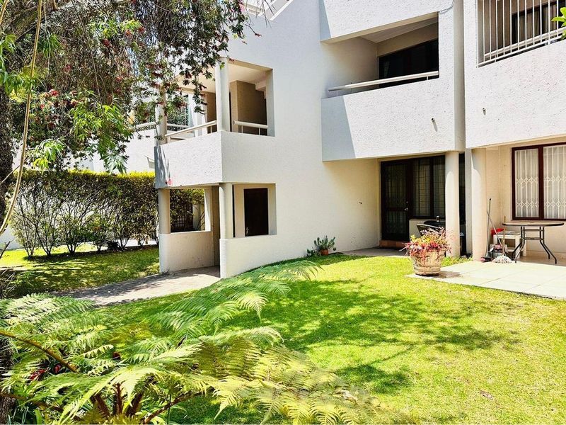 Apartment For Sale in Sandton - Photo 2