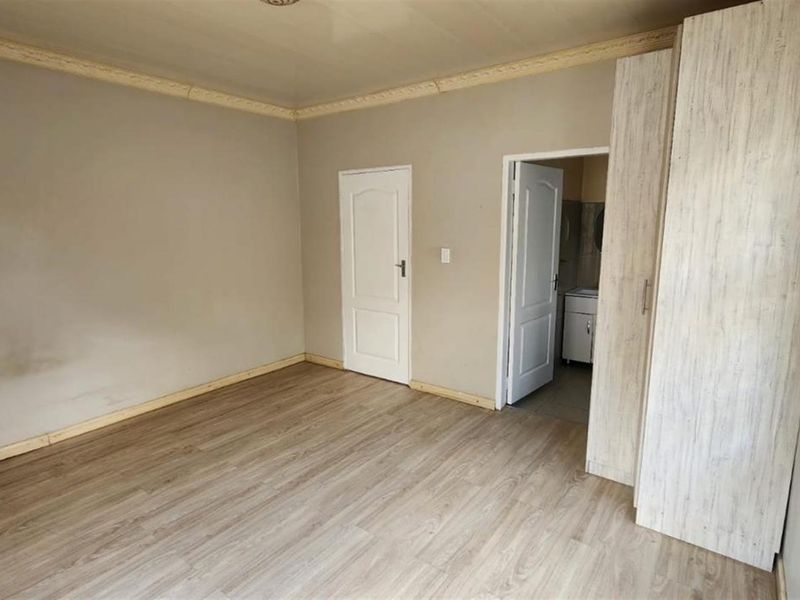 Cottage To Rent in Ferndale, Randburg - Photo 7