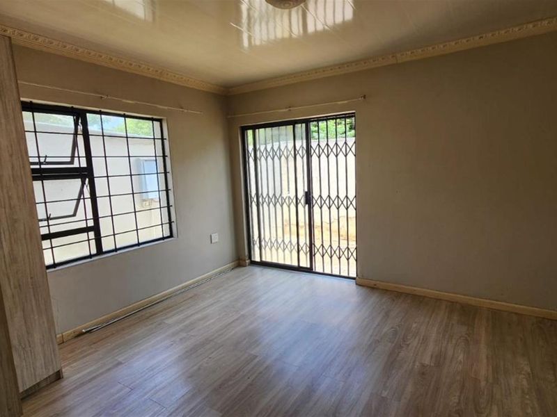 Cottage To Rent in Ferndale, Randburg - Photo 9