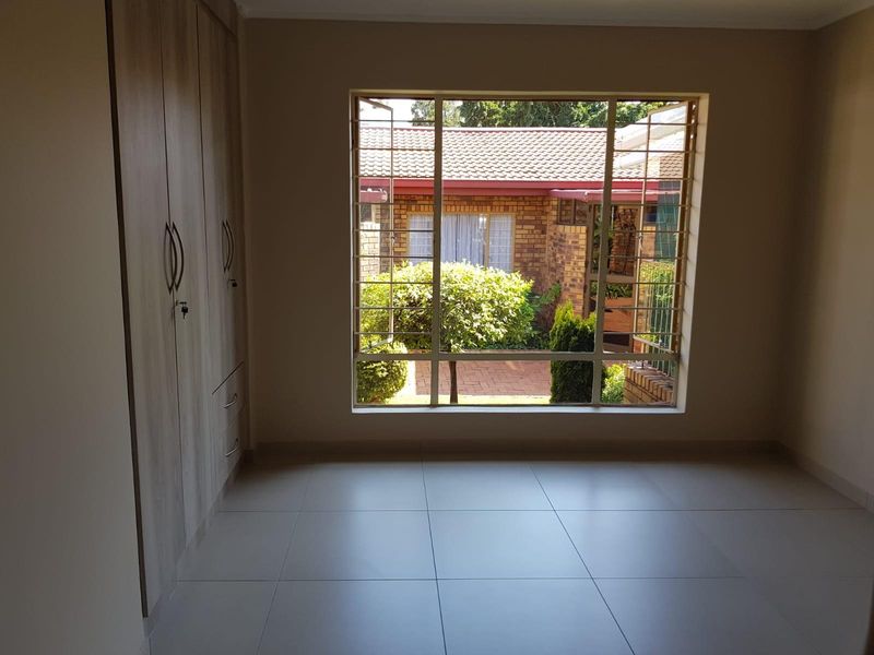 Retirement 2 Bedroom Unit For Sale in Amandasig, Akasia - Photo 5