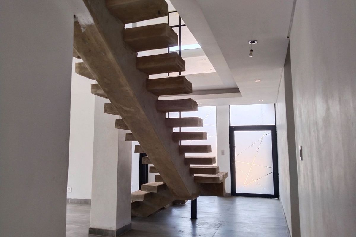 House For Sale in Gateway Manor, Hartbeespoort, North West - Photo 5