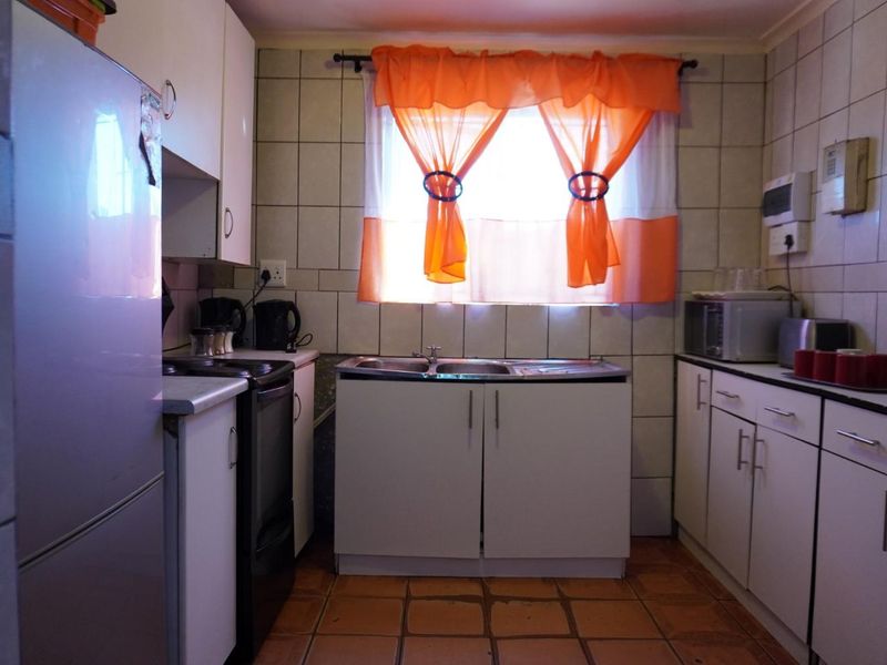 House For Sale in Roosendal, Delft - Photo 6