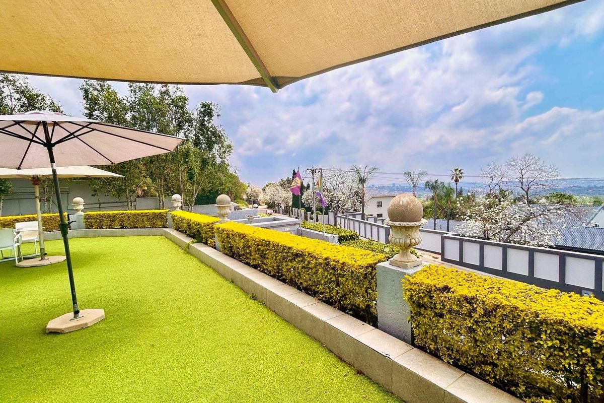 House For Sale in Groenkloof, Pretoria - Photo 4