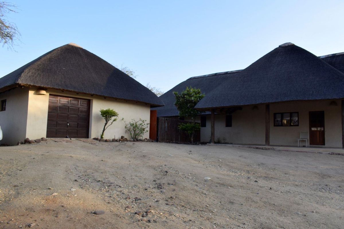Best Value House For Sale in Blyde Wildlife Estate, Hoedspruit - Photo 3