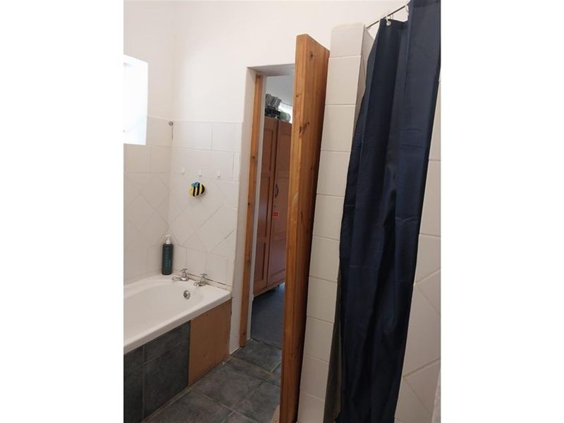 Large 5 bedroom Facebrick House For Sale in Porterville - Photo 7