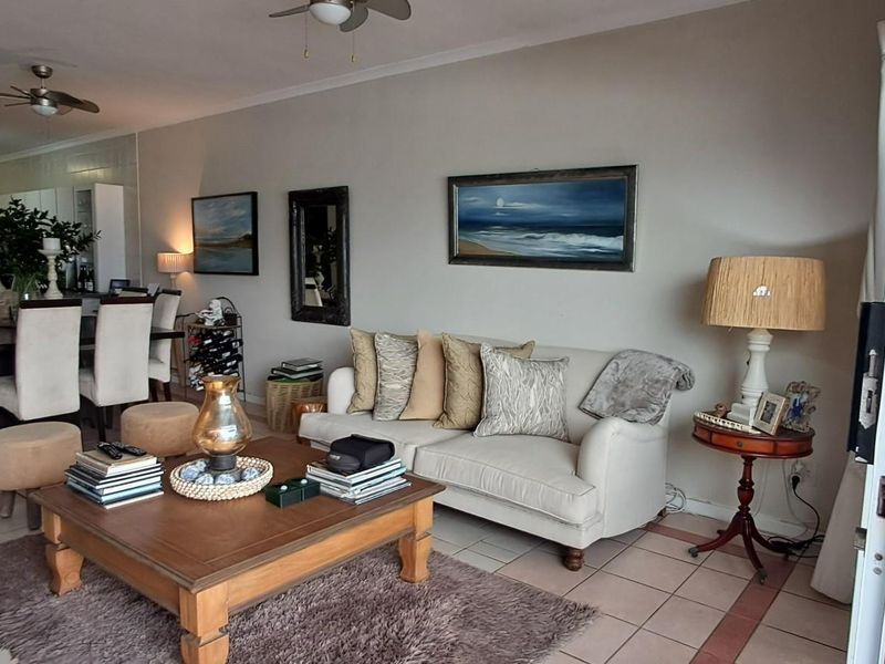 Beach Front Apartment For Sale in Umdloti Beach, Umdloti, KwaZulu Natal - Photo 8