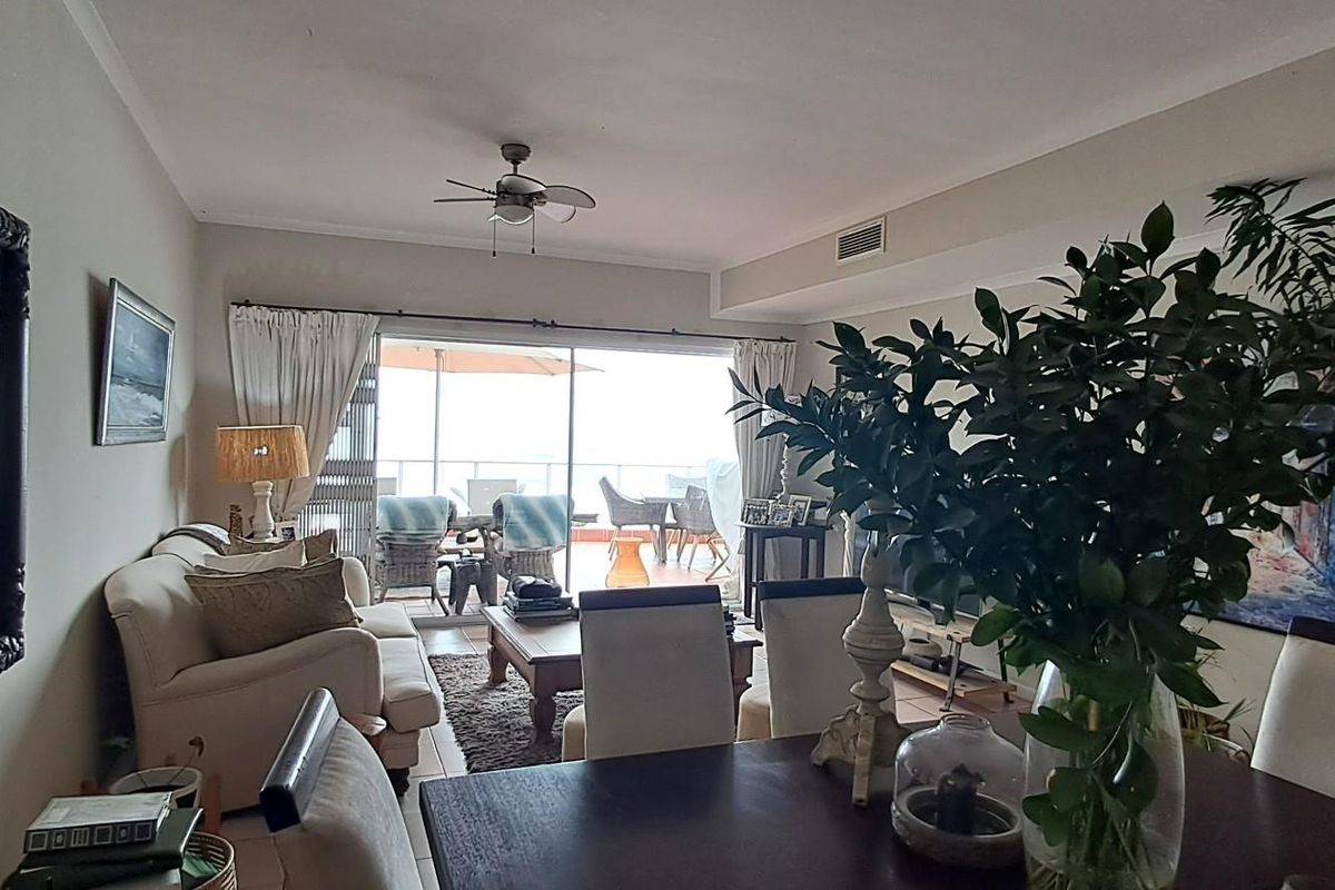 Beach Front Apartment For Sale in Umdloti Beach, Umdloti, KwaZulu Natal - Photo 5