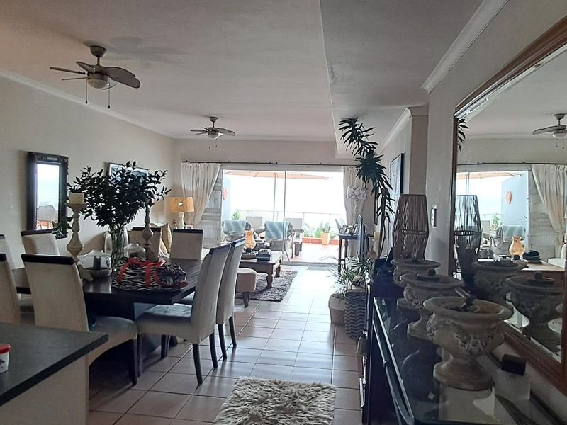 Beach Front Apartment For Sale in Umdloti Beach, Umdloti, KwaZulu Natal - Photo 3