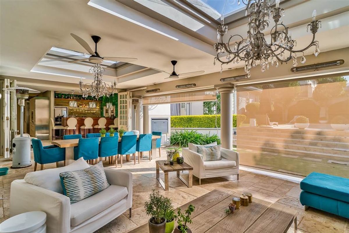 Magnificent House For Sale in Umhlanga, KwaZulu Natal - Photo 2