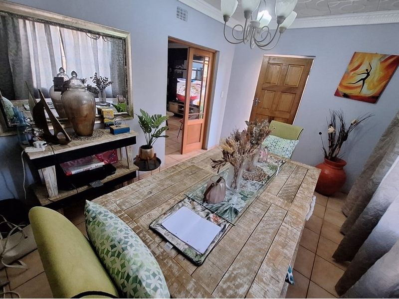 Secure, Stylish Gem with Perks Awaiting New Family - Photo 5