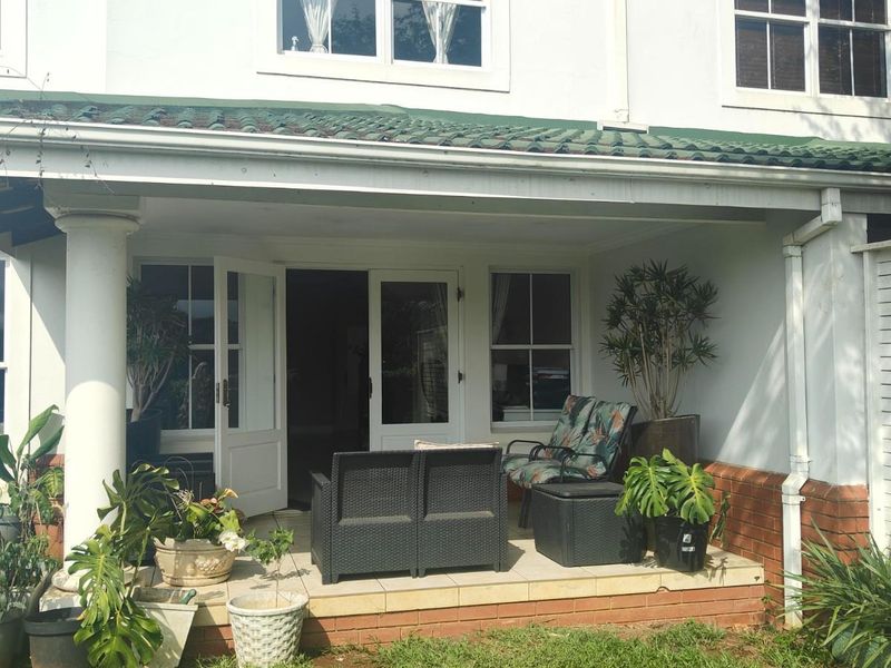 Duplex For Sale in mount edgecombe  KwaZulu Natal - Photo 2