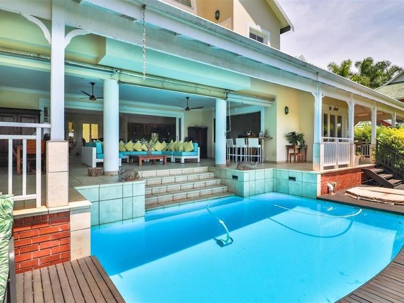 HOME OFFERING 4 BEDROOM 3 BATH ON MT EDGECOMBE GOLF ESTATE - Photo 2