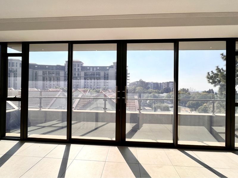 Charming 2 bedroom Unit for sale at the Masingita towers - Photo 5