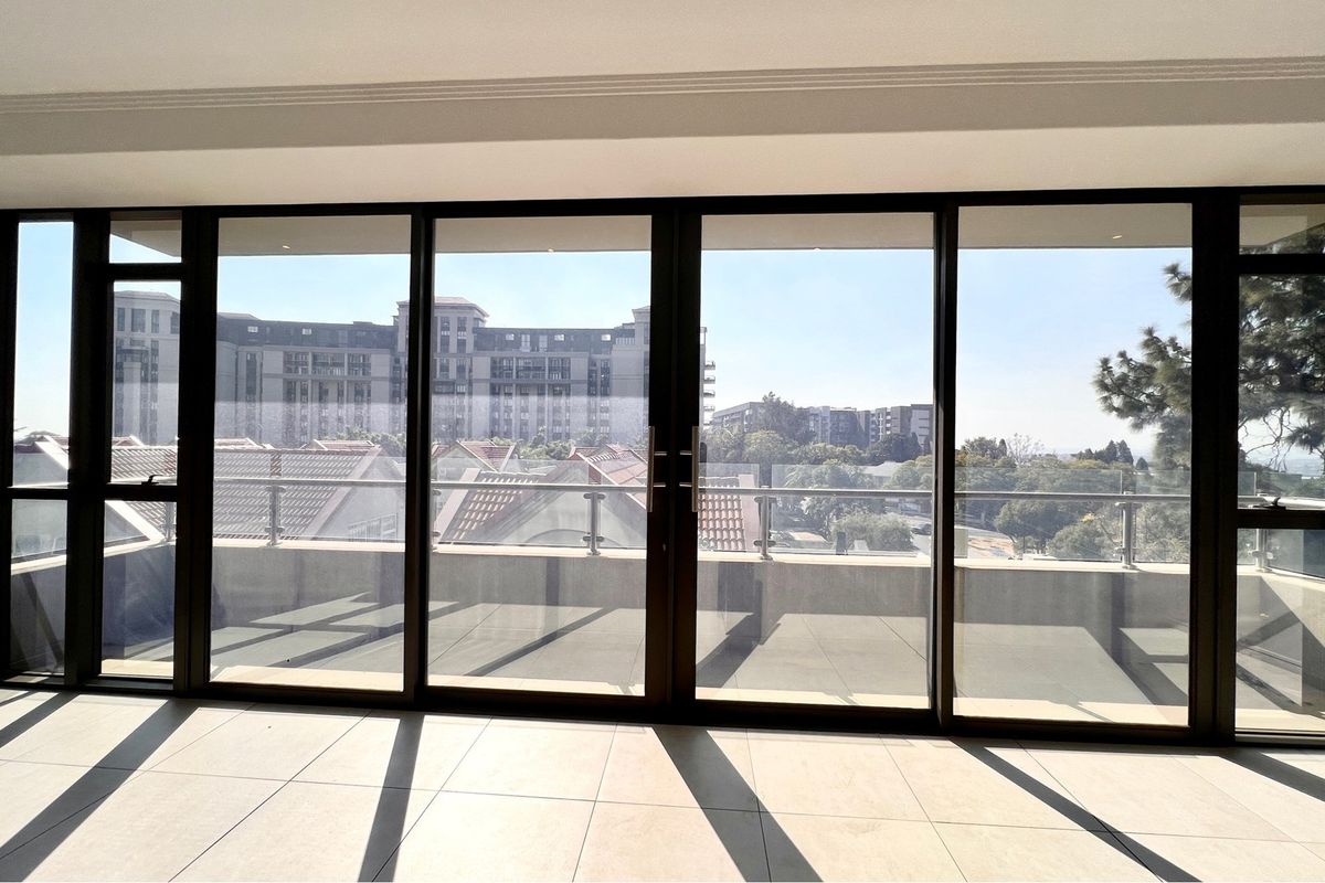 Charming 2 bedroom Unit for sale at the Masingita towers - Photo 5