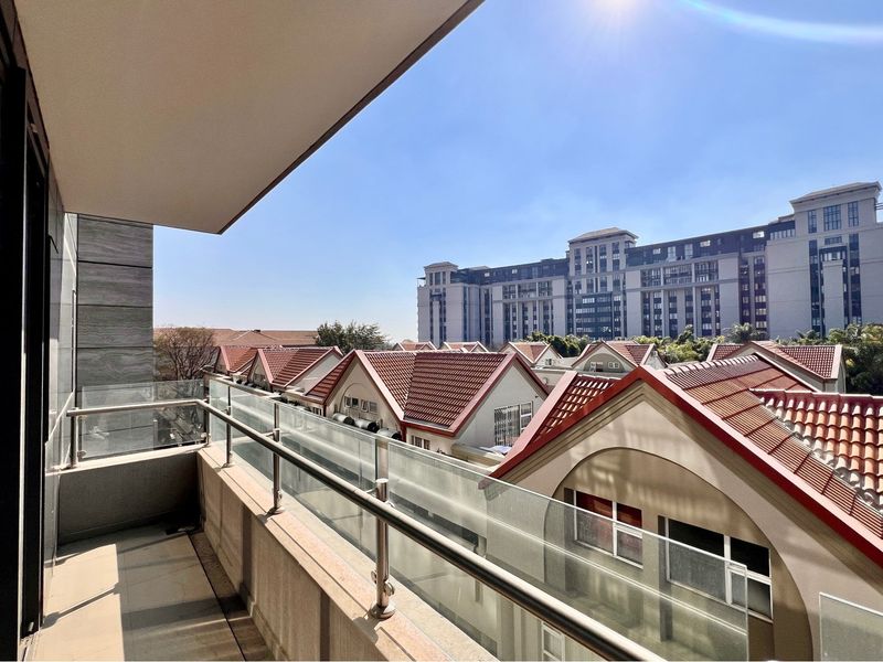 Charming 2 bedroom Unit for sale at the Masingita towers - Photo 4