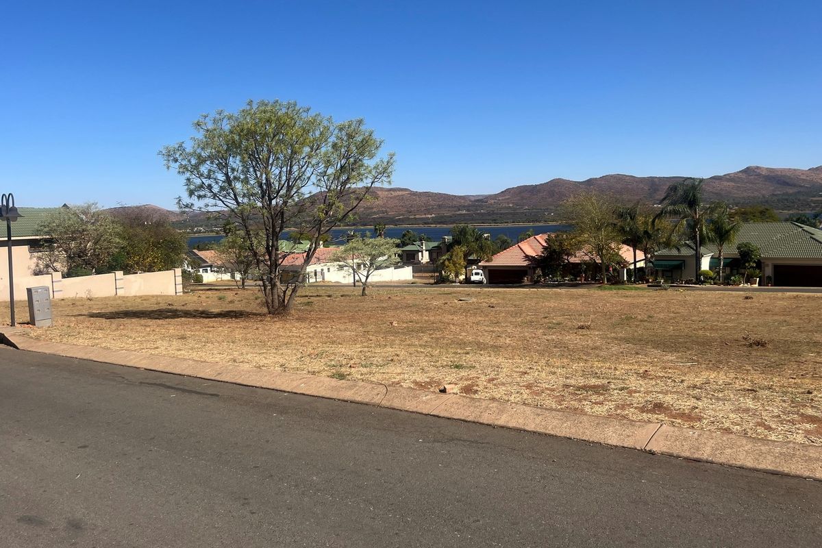 Embrace this rare opportunity to create the life you've always envisioned for your family! - Photo 3