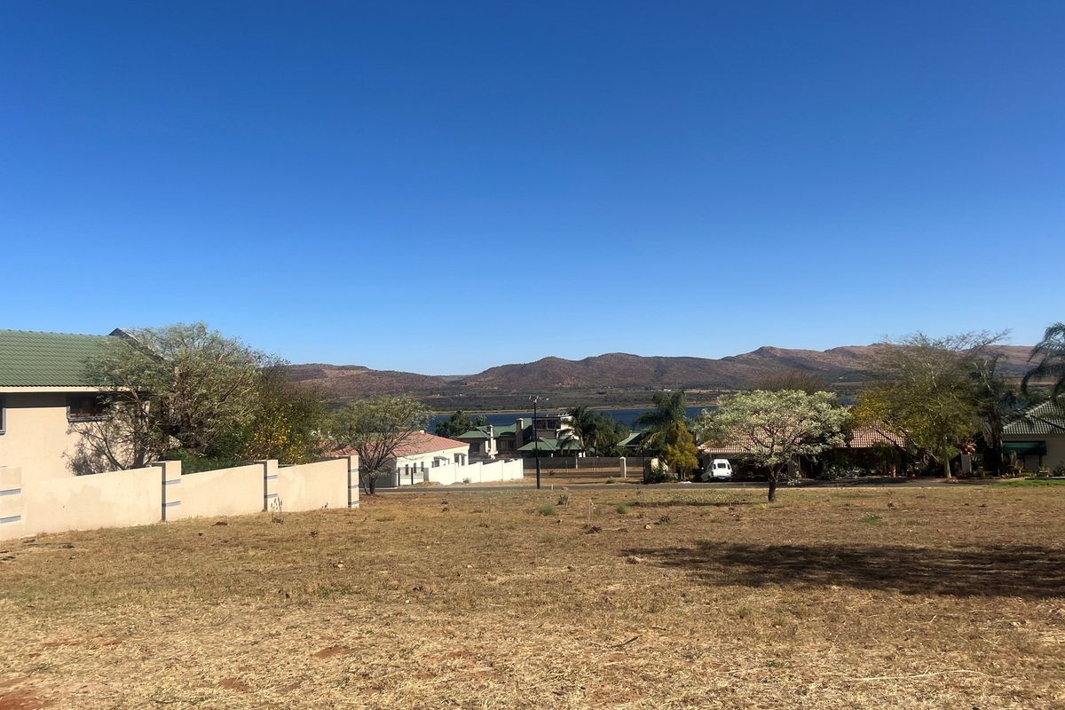 Embrace this rare opportunity to create the life you've always envisioned for your family! - Photo 4