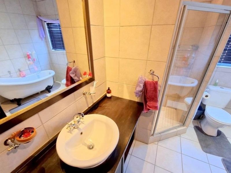 5 BEDROOM HOUSE SALE IN WELGELEGEN - Photo 10