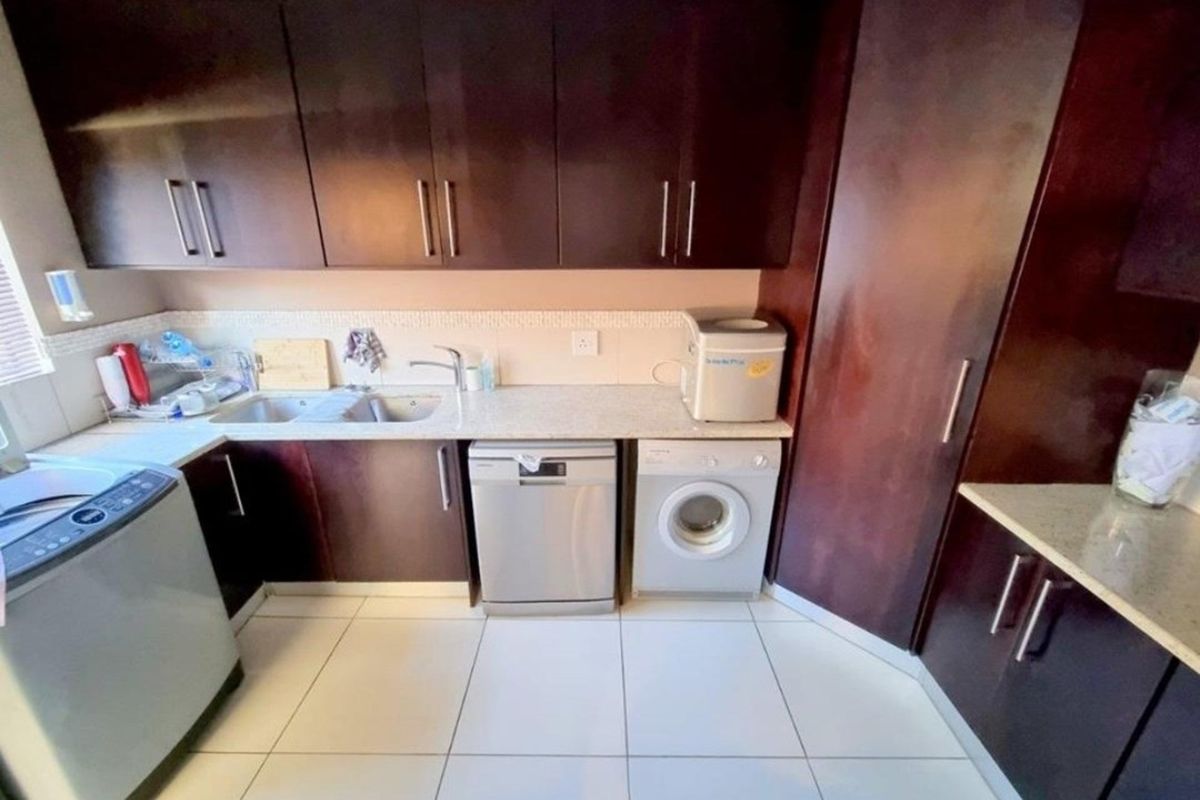 5 BEDROOM HOUSE SALE IN WELGELEGEN - Photo 5