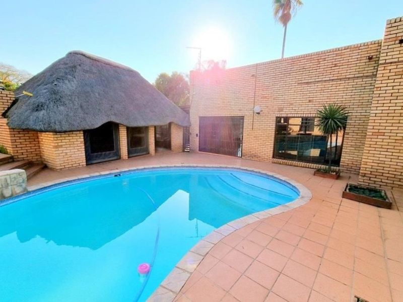 5 BEDROOM HOUSE SALE IN WELGELEGEN - Photo 3