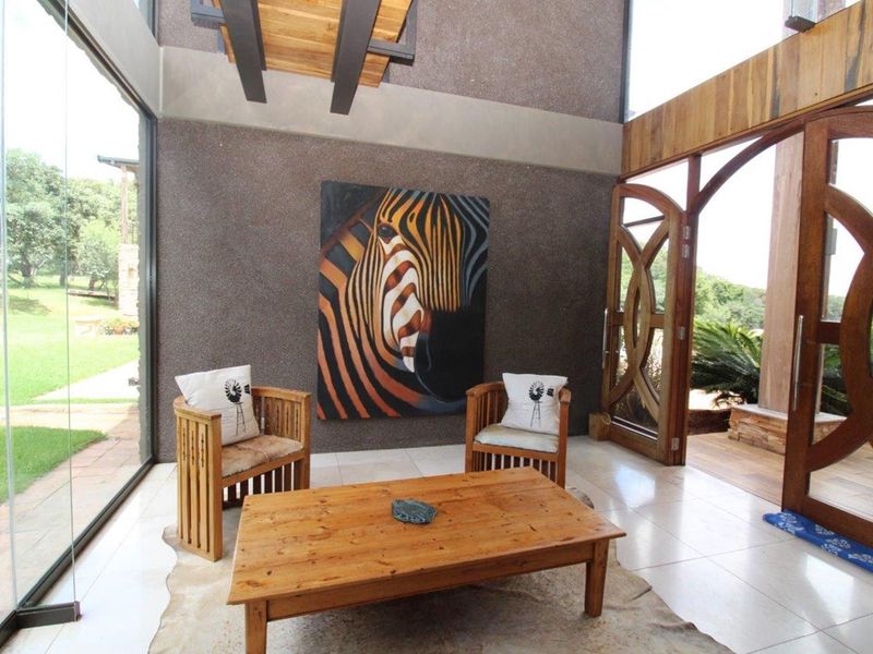 Bela-Bela 865ha Private Game Reserve - Luxurious 5 bedroom house and 42 sleeper Lodge - Photo 5