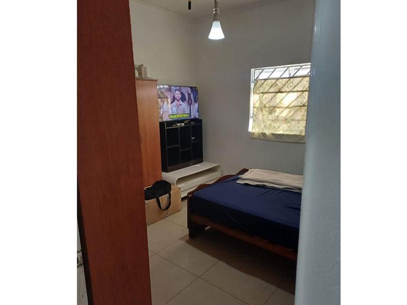 Spacious 3-Bedroom Family Home on 2600M2 Land in Tesselaarsdal - Photo 6