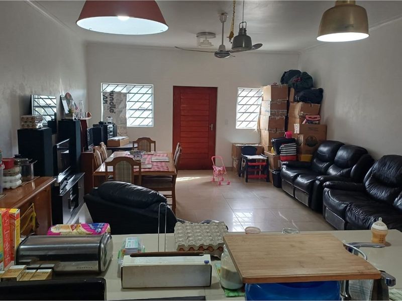 Spacious 3-Bedroom Family Home on 2600M2 Land in Tesselaarsdal - Photo 10