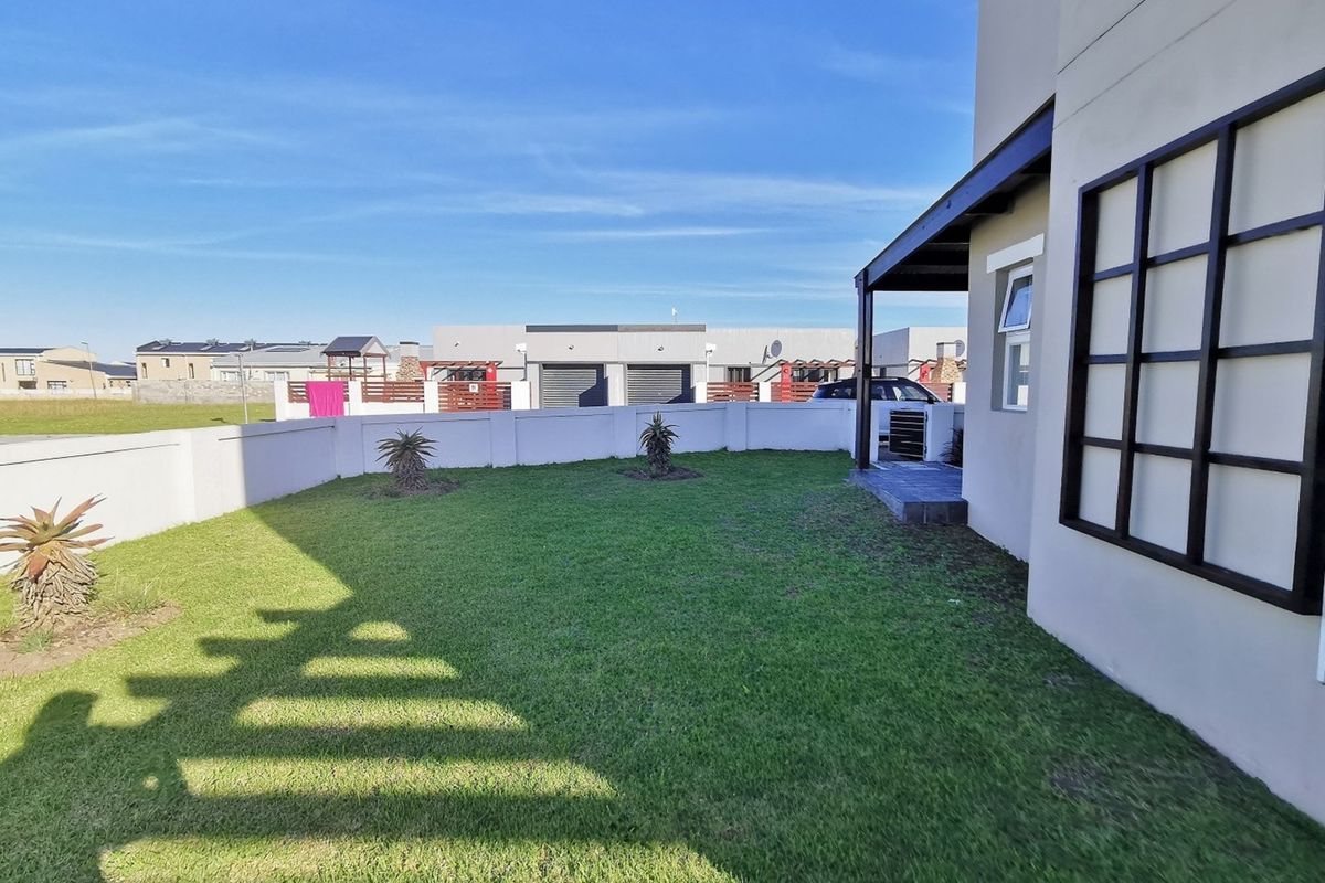 Charming Parsonsvlei Duplex: 2-Bedroom Opportunity - Photo 4