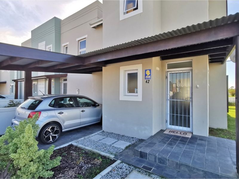 Charming Parsonsvlei Duplex: 2-Bedroom Opportunity - Photo 3