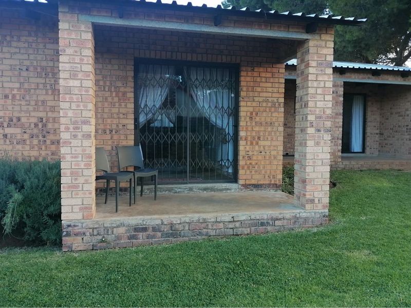 Your Gateway to Country Living and Holiday Bliss - Where the Best Deals Meet Dream Destinations - Photo 2