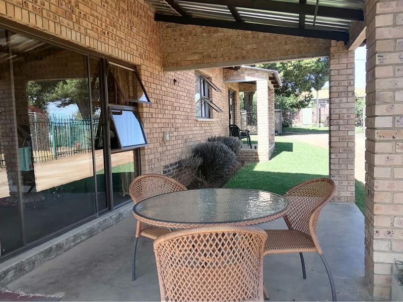 Your Gateway to Country Living and Holiday Bliss - Where the Best Deals Meet Dream Destinations - Photo 7